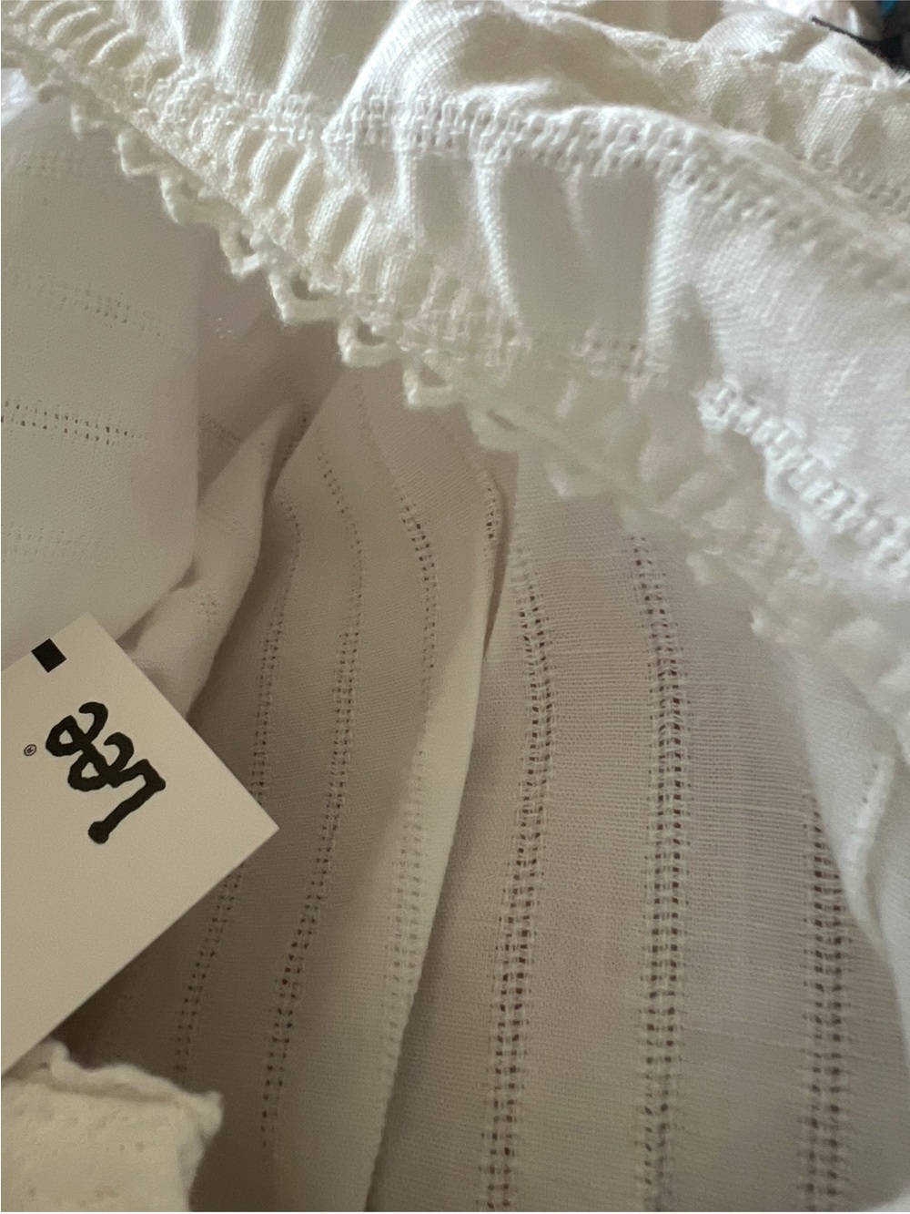 LEE RUFFLE TOP - Picture 9 of 11